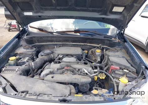 2010 Subaru Forester 2.5X Premium z USA, uszkodzony, nr VIN JF2SH6CC7AG774783